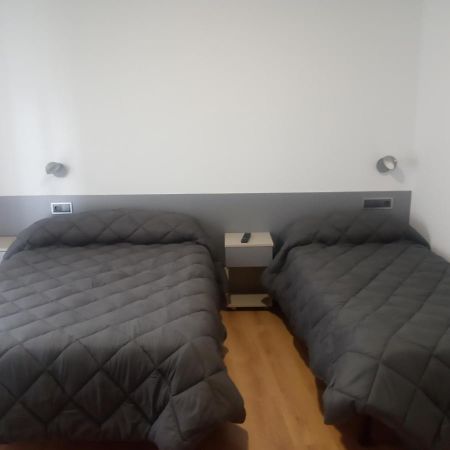 Hostal Outarelo Ourense Zewnętrze zdjęcie